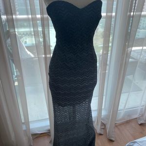 JUMP APPAREL SLEEVELESS GALA DRESS